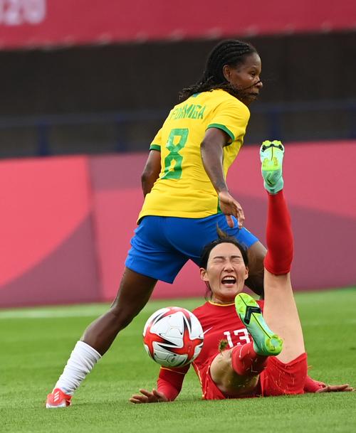 中国足球对巴西直播